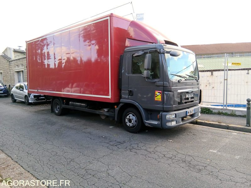 MAN TGL 7.150 ANNEE 2011- 7.5T - 385 000 KMS - Kasti veoauto: pilt 1 MAN TGL 7.150 ANNEE 2011- 7.5T - 385 000 KMS - Kasti veoauto: pilt 1