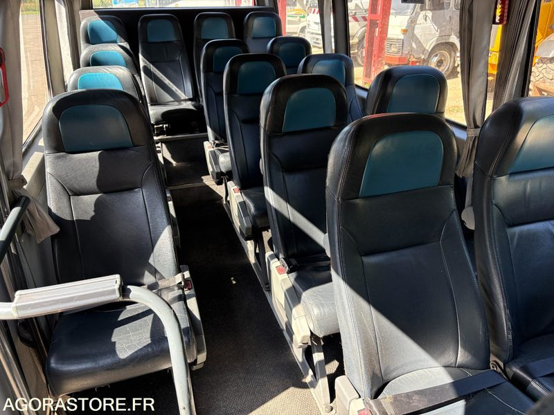 MERCEDES 413 DIESEL 17 PL - 2006 - 312 800 kms - Väikebuss, Mikrobuss: pilt 5 MERCEDES 413 DIESEL 17 PL - 2006 - 312 800 kms - Väikebuss, Mikrobuss: pilt 5