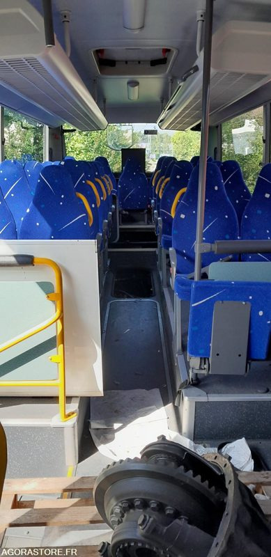 MERCEDES INTOURO 12,98m N°093437 - VH NON ROULANT POUR PIECES - Väikebuss, Mikrobuss: pilt 5 MERCEDES INTOURO 12,98m N°093437 - VH NON ROULANT POUR PIECES - Väikebuss, Mikrobuss: pilt 5
