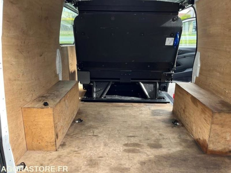 MERCEDES VITO MIXTO 116 CDI LONG 5 PLACES - Kaubik: pilt 2 MERCEDES VITO MIXTO 116 CDI LONG 5 PLACES - Kaubik: pilt 2