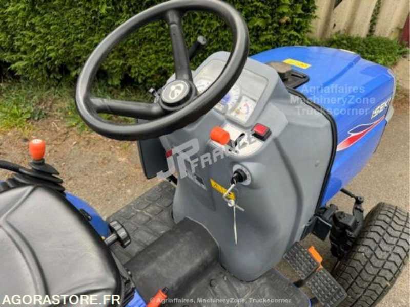 MICROTRACTEUR ISEKI 3185 16CV BOITE MECA ROUES GAZON CARTE GRISE - Traktor: pilt 4 MICROTRACTEUR ISEKI 3185 16CV BOITE MECA ROUES GAZON CARTE GRISE - Traktor: pilt 4
