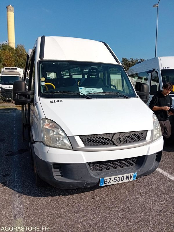 MINICARS IVECO DAILY N°12446 MEC 2011 131000KM BZ-530-NV - Väikebuss, Mikrobuss: pilt 1 MINICARS IVECO DAILY N°12446 MEC 2011 131000KM BZ-530-NV - Väikebuss, Mikrobuss: pilt 1