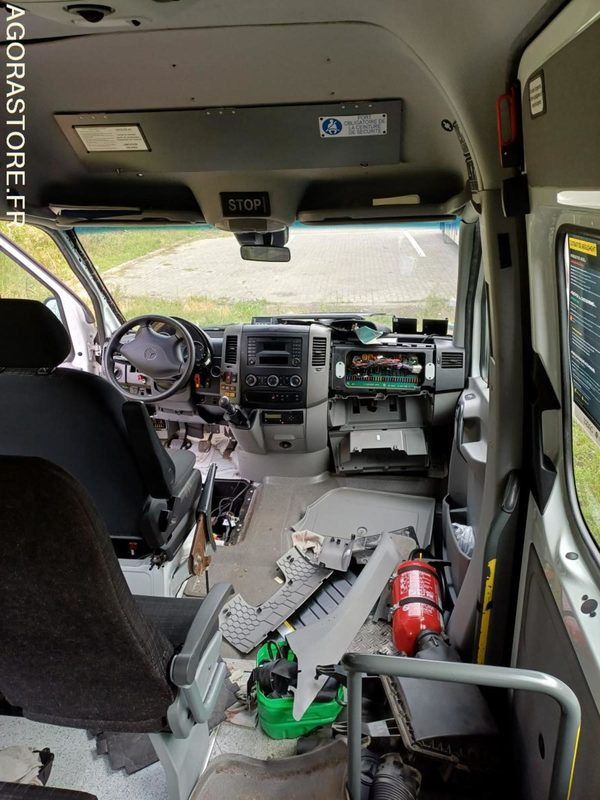 Väikebuss, Mikrobuss MINICARS MERCEDES SPRINTER N°32938 1102-MEC 2018 - 300 419 Km EY655TG: pilt 8 Väikebuss, Mikrobuss MINICARS MERCEDES SPRINTER N°32938 1102-MEC 2018 - 300 419 Km EY655TG: pilt 8