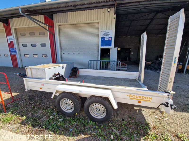 Mini Pelle 1T JCB 8010CTS + Remorque - 2023 / (NEUVE) 19 HEURES (EMF201) - Miniekskavaator: pilt 5 Mini Pelle 1T JCB 8010CTS + Remorque - 2023 / (NEUVE) 19 HEURES (EMF201) - Miniekskavaator: pilt 5