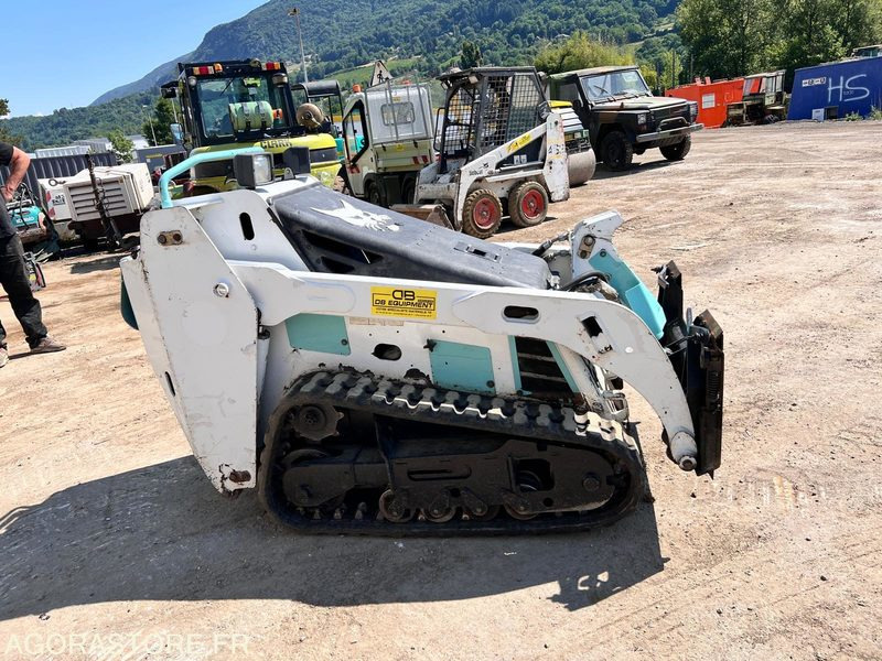 Mini-chargeuseà chenilles Bobcat MT55 - Kompaktroomiklaadur: pilt 5 Mini-chargeuseà chenilles Bobcat MT55 - Kompaktroomiklaadur: pilt 5