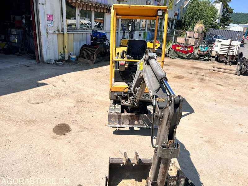Mini-pelle Volvo EC15 B XT 1,5T - Année 2004 - 2290 heures - Miniekskavaator: pilt 5 Mini-pelle Volvo EC15 B XT 1,5T - Année 2004 - 2290 heures - Miniekskavaator: pilt 5
