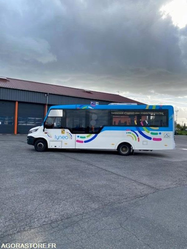 Minibus INDCAR MOBI LOW ENTRY - 27 places - PMR - Väikebuss, Mikrobuss: pilt 3 Minibus INDCAR MOBI LOW ENTRY - 27 places - PMR - Väikebuss, Mikrobuss: pilt 3