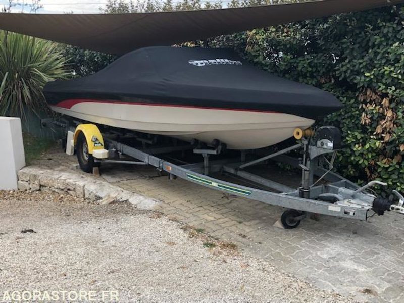 BATEAU DE SKI NAUTIQUE MALIBU RESPONSE INJECTION - Muu seadmestik: pilt 4 BATEAU DE SKI NAUTIQUE MALIBU RESPONSE INJECTION - Muu seadmestik: pilt 4