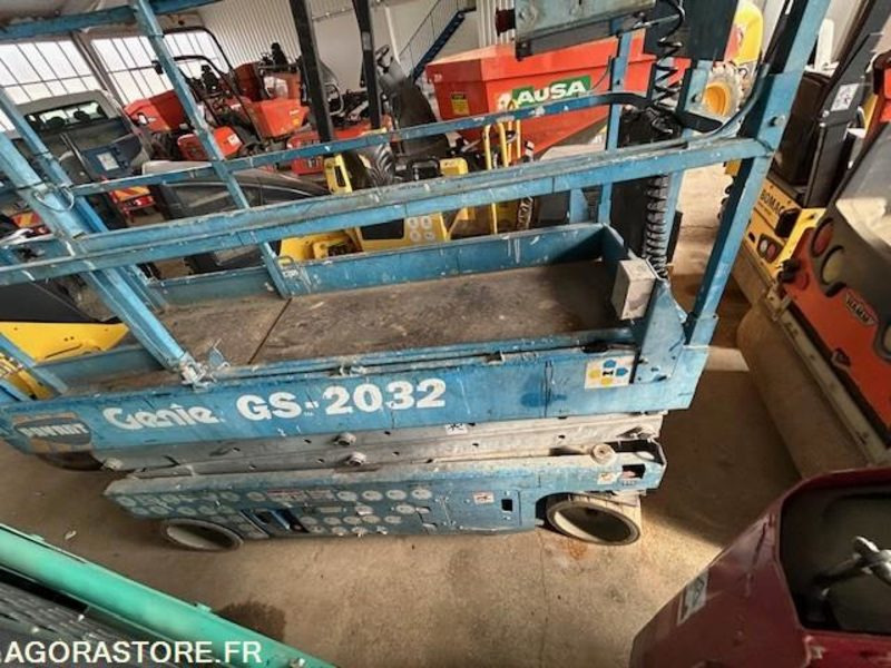NACELLE CISEAUX GENIE GS-2032 423 HRS 2006 - Käärlift: pilt 4 NACELLE CISEAUX GENIE GS-2032 423 HRS 2006 - Käärlift: pilt 4