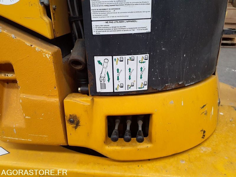 Nacelles à mât vertical GROVE TOUCAN 861 - Platvorm: pilt 5 Nacelles à mât vertical GROVE TOUCAN 861 - Platvorm: pilt 5