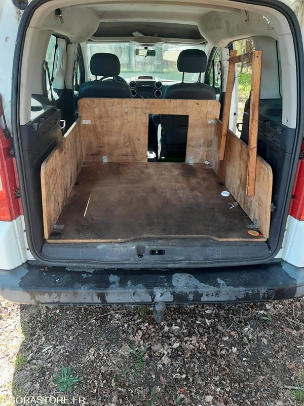 PARTNER TEPEE II 1,6 Hdi 110 FAP LOISIRS - 258846 - 2010 - Auto: pilt 3 PARTNER TEPEE II 1,6 Hdi 110 FAP LOISIRS - 258846 - 2010 - Auto: pilt 3