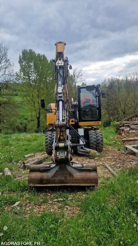 PELLE A PNEUS A912 COMPACT 2 godets - LIEBHERR - 2019 - 2820h - Ekskavaator: pilt 4 PELLE A PNEUS A912 COMPACT 2 godets - LIEBHERR - 2019 - 2820h - Ekskavaator: pilt 4