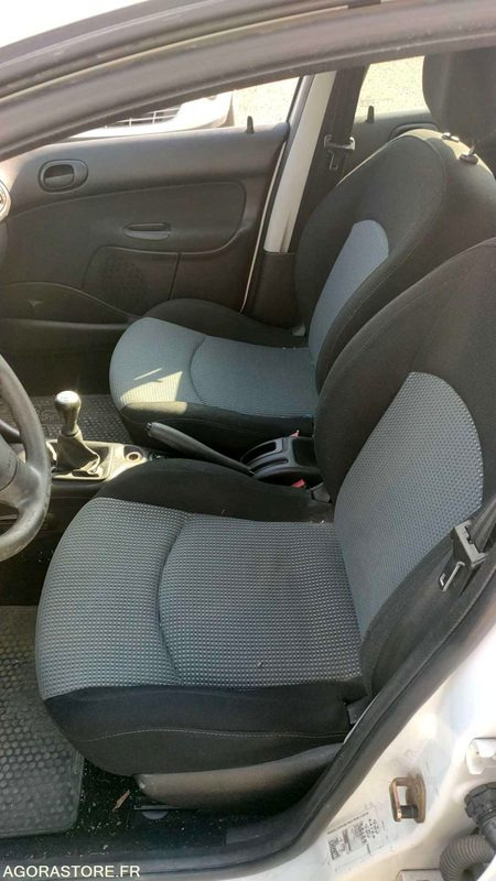 Auto PEUGEOT 206 - 2005 - 142538kms: pilt 8