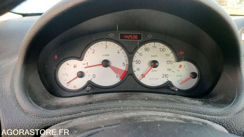 Auto PEUGEOT 206 - 2005 - 142538kms: pilt 14