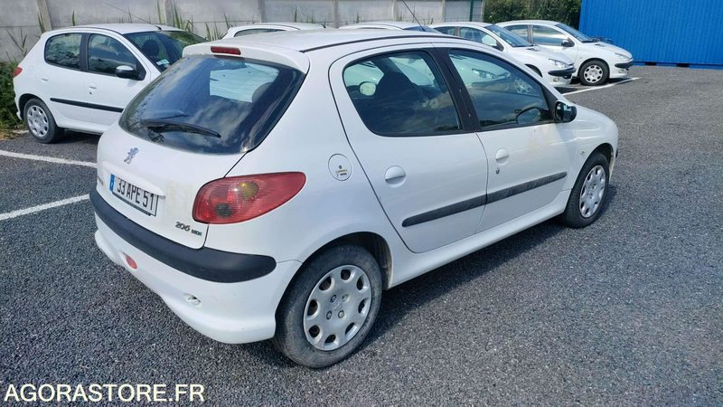 PEUGEOT 206 - 2005 - 209619kms - Auto: pilt 4 PEUGEOT 206 - 2005 - 209619kms - Auto: pilt 4