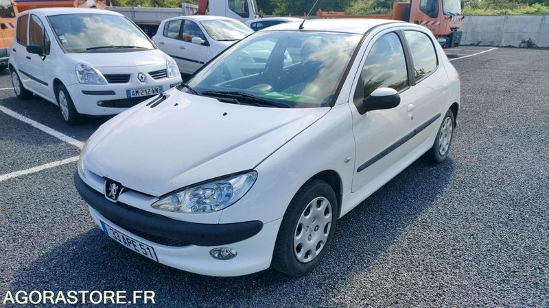 PEUGEOT 206 - 2005 - 209619kms - Auto: pilt 1 PEUGEOT 206 - 2005 - 209619kms - Auto: pilt 1
