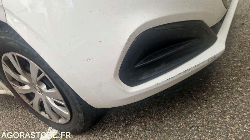 PEUGEOT 208 - 2018 / 101171 KM (FC-067-ES) - Auto: pilt 3 PEUGEOT 208 - 2018 / 101171 KM (FC-067-ES) - Auto: pilt 3