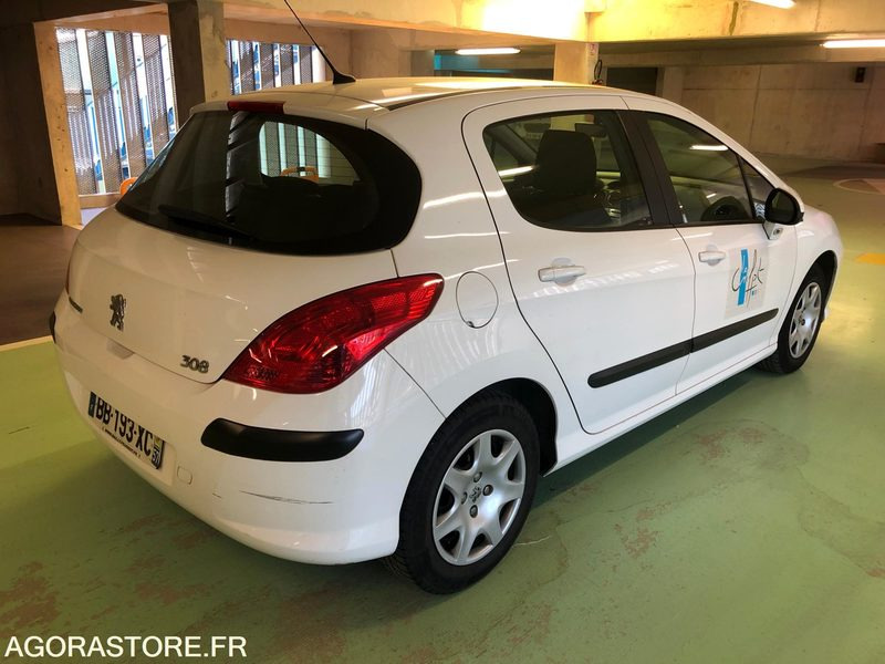 PEUGEOT 308 ANNEE 2010 5P 1.6 HDI DIESEL Boite manuelle 150000km - Auto: pilt 2 PEUGEOT 308 ANNEE 2010 5P 1.6 HDI DIESEL Boite manuelle 150000km - Auto: pilt 2