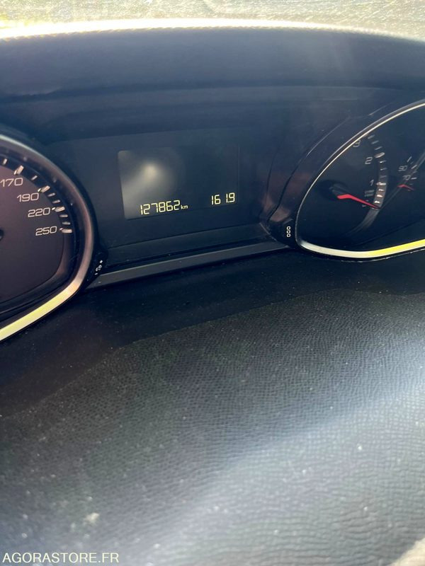 PEUGEOT 308 ESSENCE 127862 kms 2018 - Auto: pilt 4 PEUGEOT 308 ESSENCE 127862 kms 2018 - Auto: pilt 4