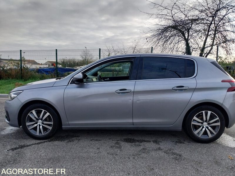 PEUGEOT 308 phase II - 110ch - 2019 - 172160km - ESSENCE - Auto: pilt 4 PEUGEOT 308 phase II - 110ch - 2019 - 172160km - ESSENCE - Auto: pilt 4