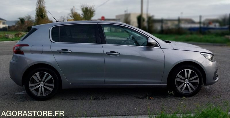 PEUGEOT 308 phase II - 110ch - 2019 - 88946km - ESSENCE - Auto: pilt 4 PEUGEOT 308 phase II - 110ch - 2019 - 88946km - ESSENCE - Auto: pilt 4