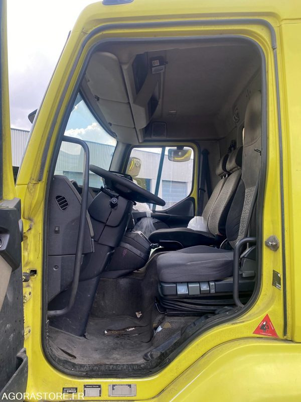 PORTEUR BOM 16T RENAULT FAUN - 252385km- 2012 (4008) - Prügiauto: pilt 4 PORTEUR BOM 16T RENAULT FAUN - 252385km- 2012 (4008) - Prügiauto: pilt 4