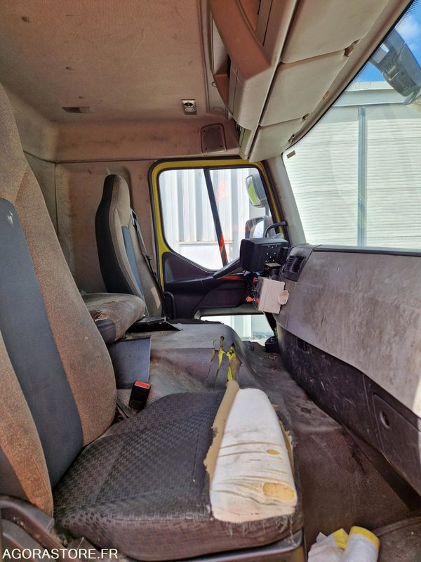 PORTEUR BOM 26T VOLVO GEESINK - 2014 - 154700kms - Prügiauto: pilt 3 PORTEUR BOM 26T VOLVO GEESINK - 2014 - 154700kms - Prügiauto: pilt 3