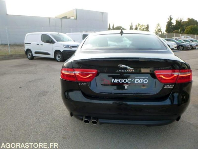 PRIX TTC 0% TVA - JAGUAR XE 2.0 180CV R SPORT AWD - 2016 - 160 000km - Auto: pilt 4 PRIX TTC 0% TVA - JAGUAR XE 2.0 180CV R SPORT AWD - 2016 - 160 000km - Auto: pilt 4