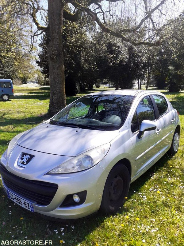 Peugeot 207 1.4 hdi 70 cv - Auto: pilt 2 Peugeot 207 1.4 hdi 70 cv - Auto: pilt 2