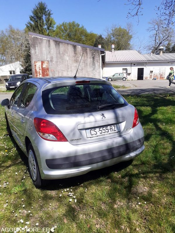 Peugeot 207 1.4 hdi 70 cv - Auto: pilt 3 Peugeot 207 1.4 hdi 70 cv - Auto: pilt 3