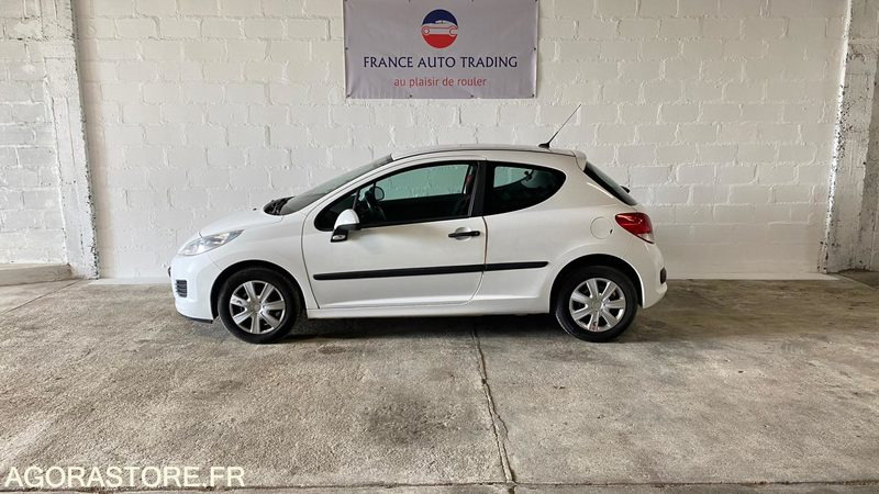 Peugeot 207 AFFAIRE 1.4 HDI 70 CV DERIV VP 233 220km 2010 - Auto: pilt 2 Peugeot 207 AFFAIRE 1.4 HDI 70 CV DERIV VP 233 220km 2010 - Auto: pilt 2