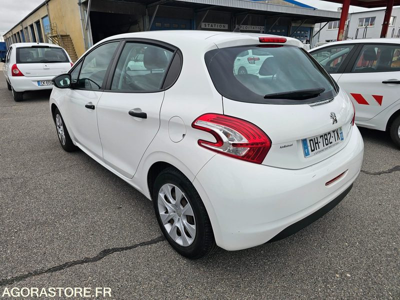 Peugeot 208 - 2014 - 145593km - DH782TX - Auto: pilt 4 Peugeot 208 - 2014 - 145593km - DH782TX - Auto: pilt 4