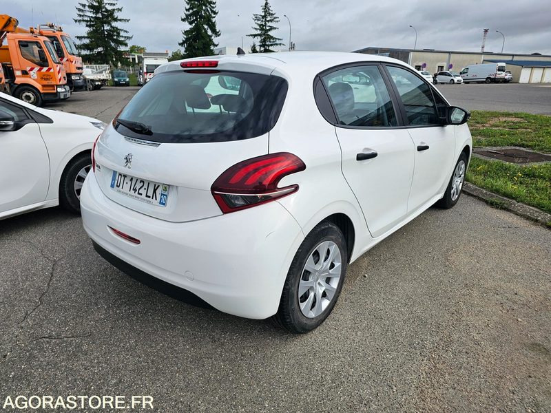 Peugeot 208 - 2015 - 187805km - DT142LK - Auto: pilt 3 Peugeot 208 - 2015 - 187805km - DT142LK - Auto: pilt 3