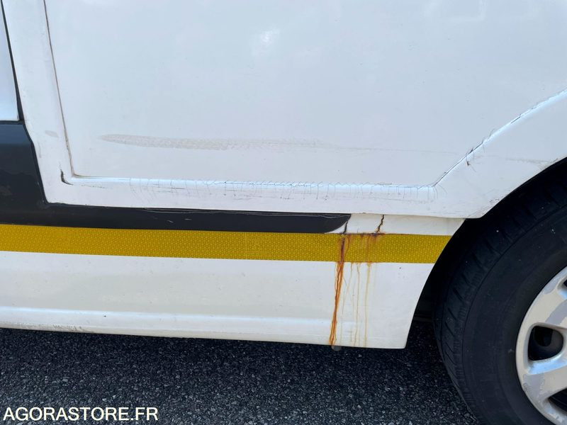 Peugeot PARTNER Frigo - Väike kaubik: pilt 3 Peugeot PARTNER Frigo - Väike kaubik: pilt 3