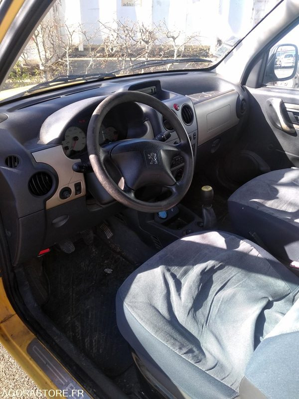 Peugeot PARTNER GNV 155130 kms 2007 - Auto: pilt 3 Peugeot PARTNER GNV 155130 kms 2007 - Auto: pilt 3