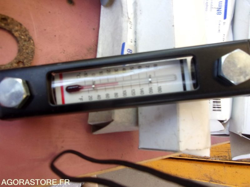 LOT HYDRAULIQUE NEUF FILTRES TEMOIN TB CLAPET DE DECOMPRETION - Põllutööseade: pilt 2 LOT HYDRAULIQUE NEUF FILTRES TEMOIN TB CLAPET DE DECOMPRETION - Põllutööseade: pilt 2