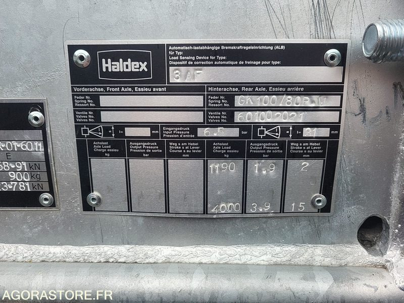 REMORQUE - Poolhaagis: pilt 4 REMORQUE - Poolhaagis: pilt 4