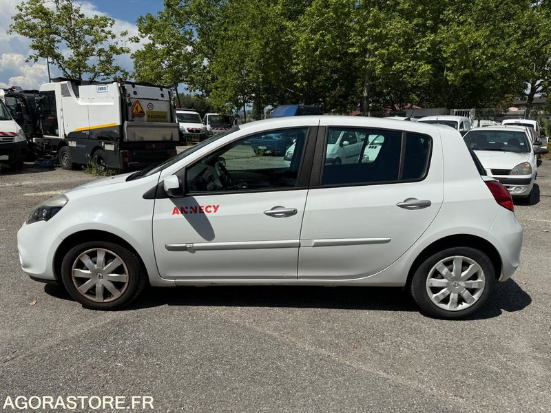 RENAULT CLIO - BV 230 MD - Auto: pilt 1 RENAULT CLIO - BV 230 MD - Auto: pilt 1
