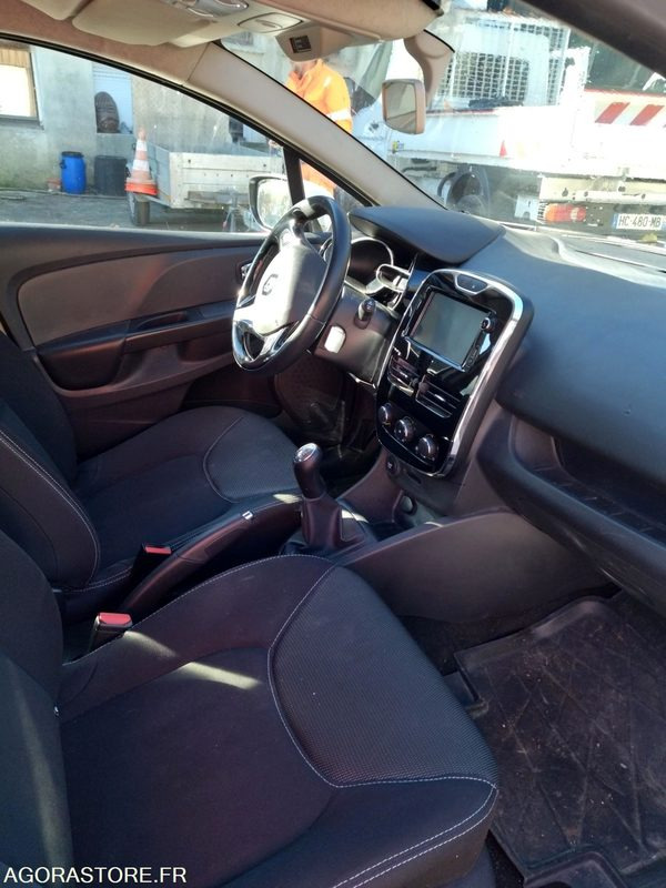 RENAULT CLIO DE 2013 AVEC 258818 KM - Auto: pilt 5 RENAULT CLIO DE 2013 AVEC 258818 KM - Auto: pilt 5