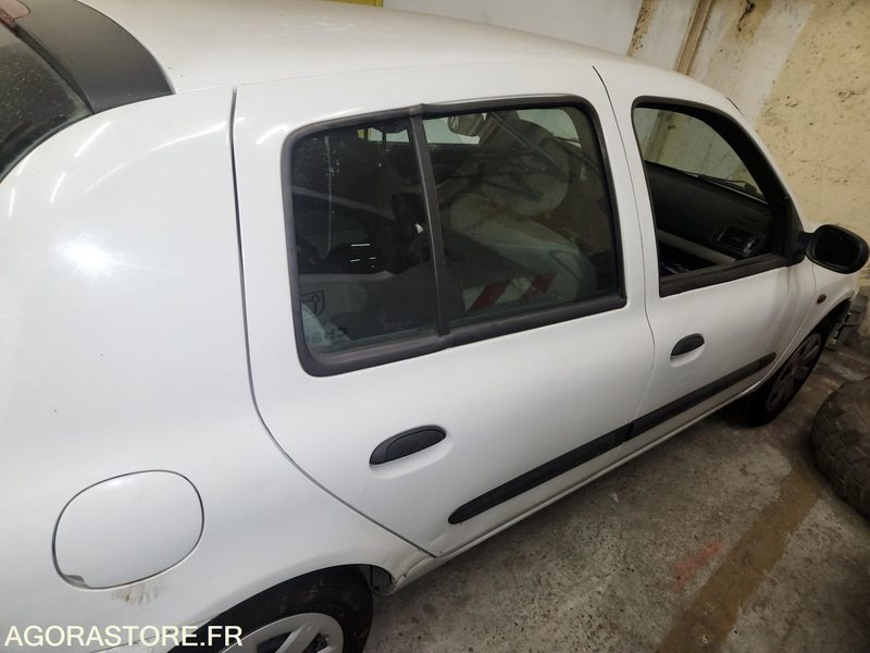 RENAULT CLIO - Auto: pilt 2 RENAULT CLIO - Auto: pilt 2