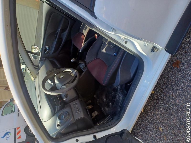 RENAULT CLIO SOCIETE / REF SCP : 1032 - Auto: pilt 4 RENAULT CLIO SOCIETE / REF SCP : 1032 - Auto: pilt 4