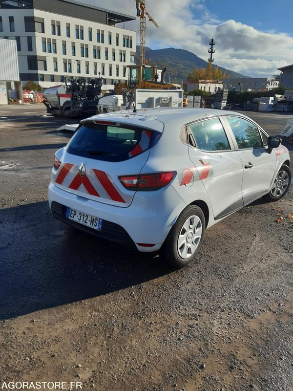 RENAULT CLIO Société - 2017 - 199 808 km / M22920 - Väike kaubik: pilt 3 RENAULT CLIO Société - 2017 - 199 808 km / M22920 - Väike kaubik: pilt 3