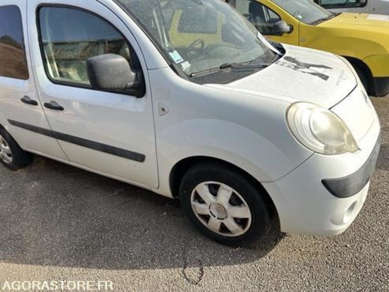RENAULT KANGOO - 2009 - 196523KM - AF307QG - Väike kaubik: pilt 3 RENAULT KANGOO - 2009 - 196523KM - AF307QG - Väike kaubik: pilt 3