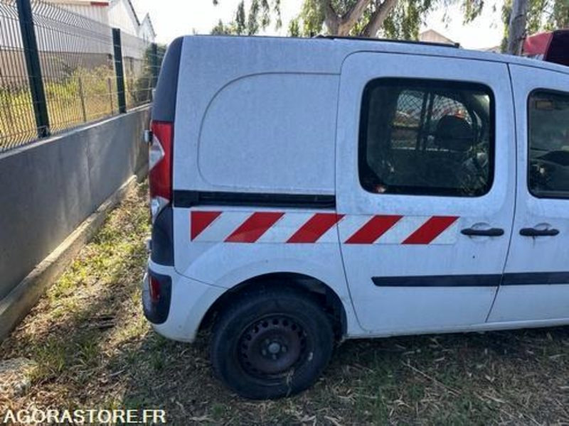 Väike kaubik RENAULT KANGOO - 2010 - 276427KM - AS912VK: pilt 13