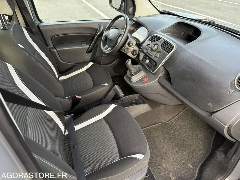 RENAULT KANGOO - 2013 - 199079km - CX-536-KQ - Väike kaubik: pilt 5 RENAULT KANGOO - 2013 - 199079km - CX-536-KQ - Väike kaubik: pilt 5