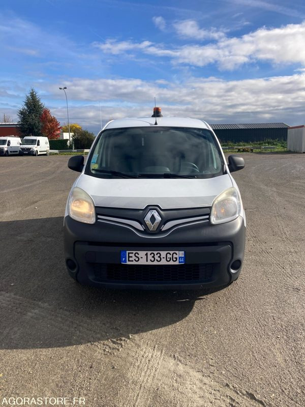 RENAULT KANGOO diesel - Année 2017 - 330 000 km - Väike kaubik: pilt 2 RENAULT KANGOO diesel - Année 2017 - 330 000 km - Väike kaubik: pilt 2