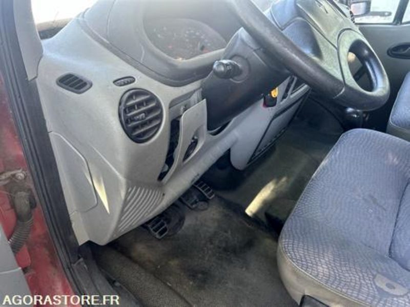 Kaubik RENAULT MASTER - 2001 - 164907KM - CQ797AN: pilt 16
