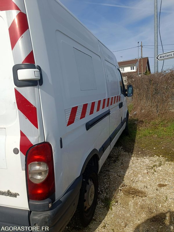 RENAULT MASTER - 2004 - 185782km - Kaubik: pilt 4 RENAULT MASTER - 2004 - 185782km - Kaubik: pilt 4