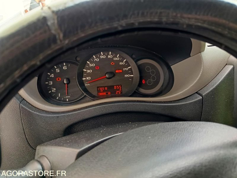 RENAULT MASTER BENNE 2.3 DCI - Tarbesõiduk kallur: pilt 4 RENAULT MASTER BENNE 2.3 DCI - Tarbesõiduk kallur: pilt 4