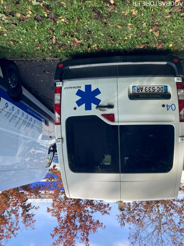 RENAULT MASTER VASP type ambulance - Kiirabiauto: pilt 3 RENAULT MASTER VASP type ambulance - Kiirabiauto: pilt 3